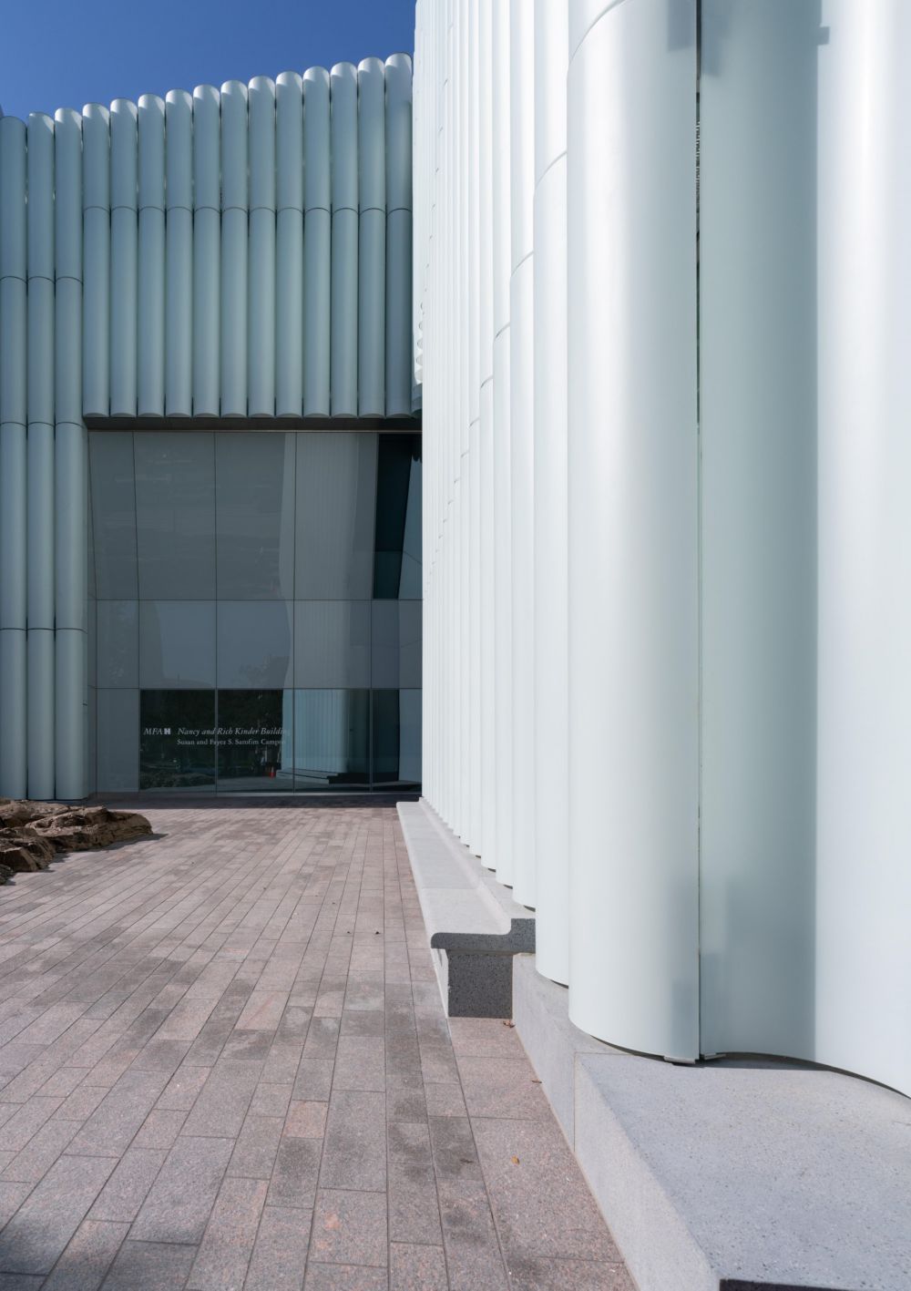 Discover the transformative power of natural light in fine art. Explore Vanceva color PVB interlayers white collection of inspiring works and elevate your artistic vision. 